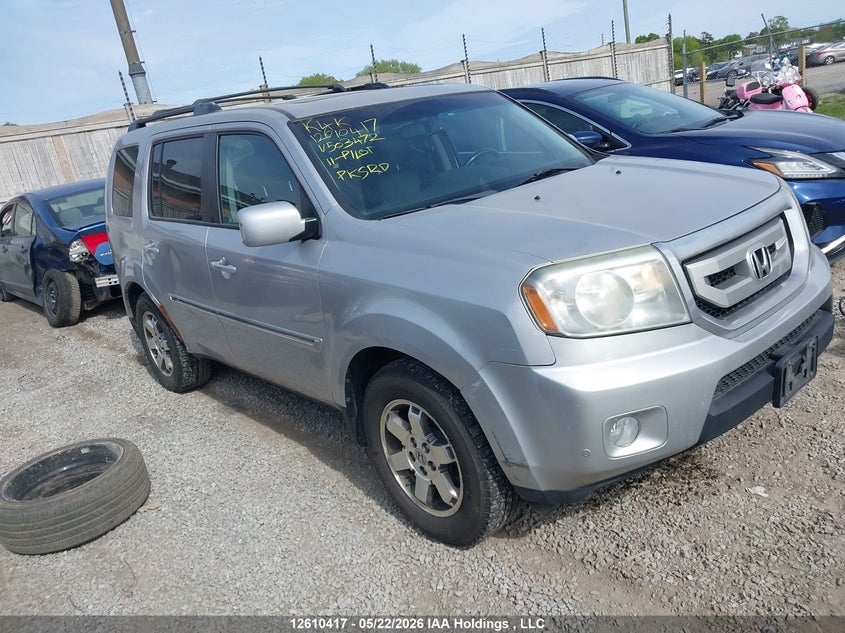 Vin: 5fnyf4h91bb503472, lot: 3008802, honda pilot touring 2011 img_1