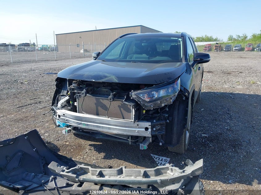 Vin: 2t3b1rfv5lc087196, lot: 3009018, toyota rav4 le 20202