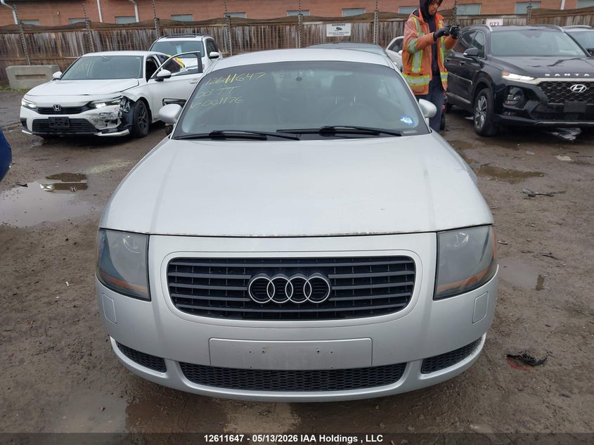 2000 Audi Tt VIN: TRUTC28N2Y1001176 Lot: 12611647