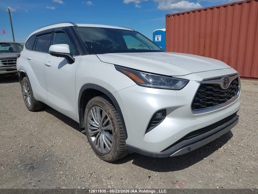 2024 TOYOTA HIGHLANDER LIMITED