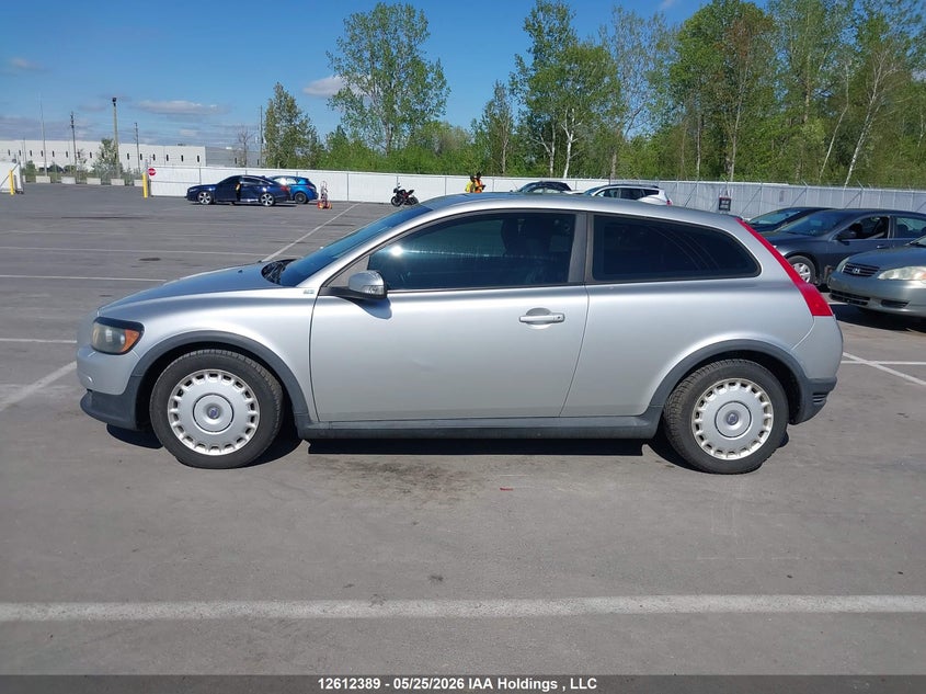 2010 Volvo C30 2.4I VIN: YV1382MK6A2179139 Lot: 12612389
