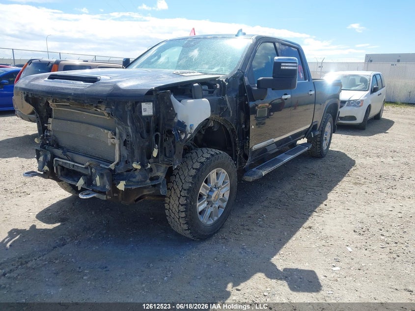2024 Chevrolet Silverado, Front, IAAI, VIN 2GC4YVEY3R1157643 — photo 2