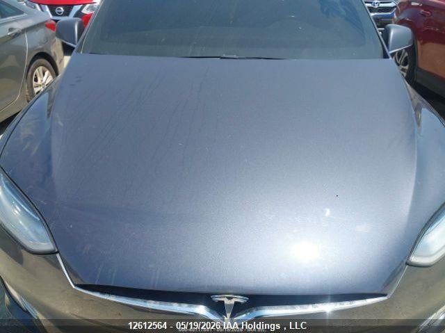 2016 Tesla Model X 60D/70D/75D/90D/P100D VIN: 5YJXCBE20GF015007 Lot: 12612564