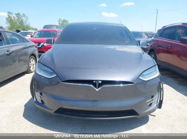 2016 Tesla Model X 60D/70D/75D/90D/P100D VIN: 5YJXCBE20GF015007 Lot: 12612564