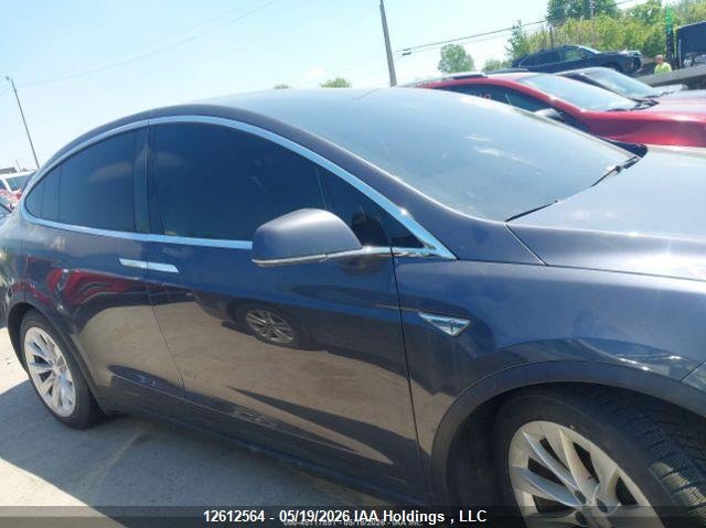 2016 Tesla Model X 60D/70D/75D/90D/P100D VIN: 5YJXCBE20GF015007 Lot: 12612564