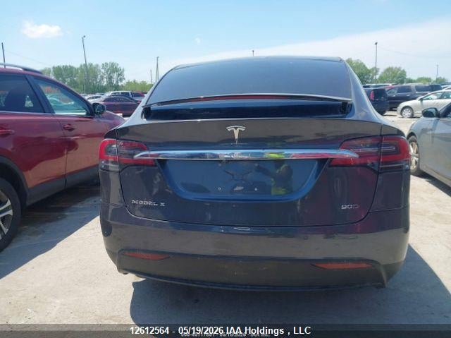 2016 Tesla Model X 60D/70D/75D/90D/P100D VIN: 5YJXCBE20GF015007 Lot: 12612564