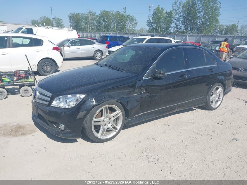 2010 Mercedes-Benz C 300 4Matic, Левый бок, IAAI, VIN WDDGF8BBXAF447935 — фото 2