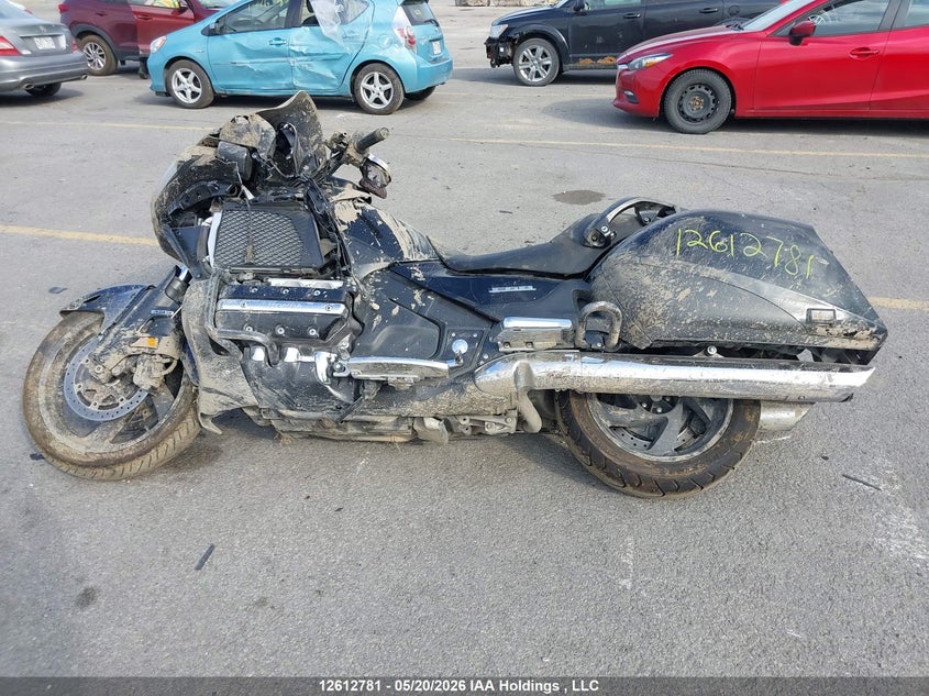 2013 Honda Gl1800 B VIN: JH2SC6829DK000380 Lot: 12612781
