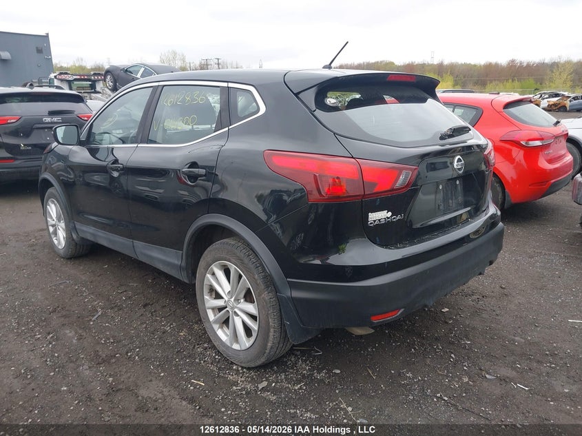 Vin: jn1bj1cpxhw014200, lot: 3011475, nissan qashqai s/sv 20173