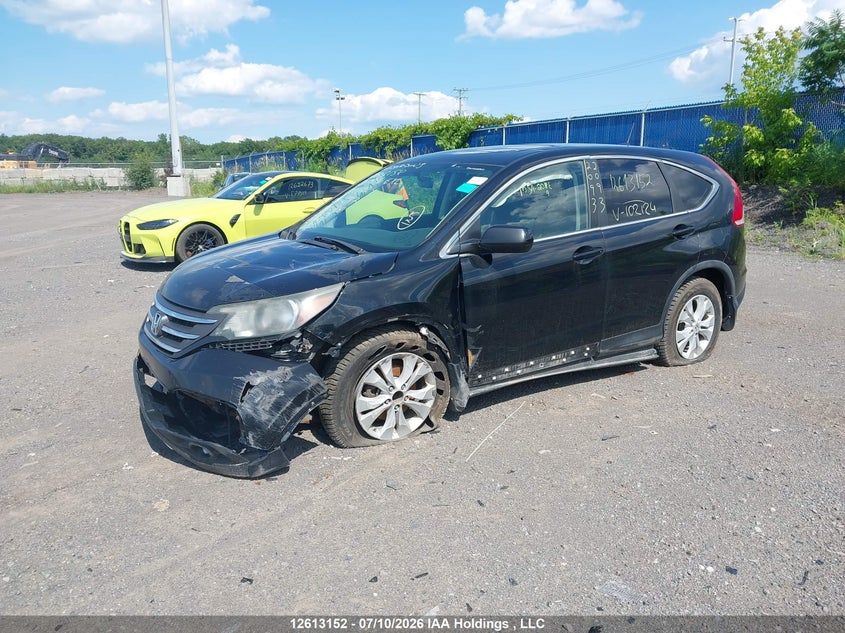 2013 Honda CR-V, Left Front, IAAI, VIN 2HKRM4H74DH102124 — photo 2