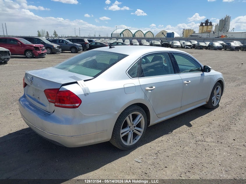 Vin: 1vwch7a31dc119930, lot: 3011841, volkswagen passat 2.5l highline 20134