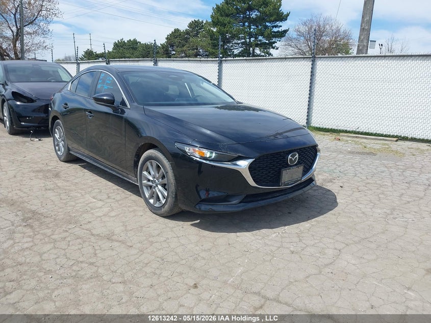 Vin: jm1bpacm1r1712727, lot: 3011941, mazda mazda3 gs 2024 img_1