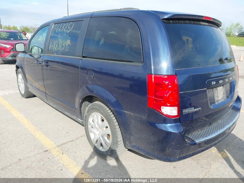 2C4RDGBG3HR883138 2017 Dodge Caravan 3.6 Grand blue
