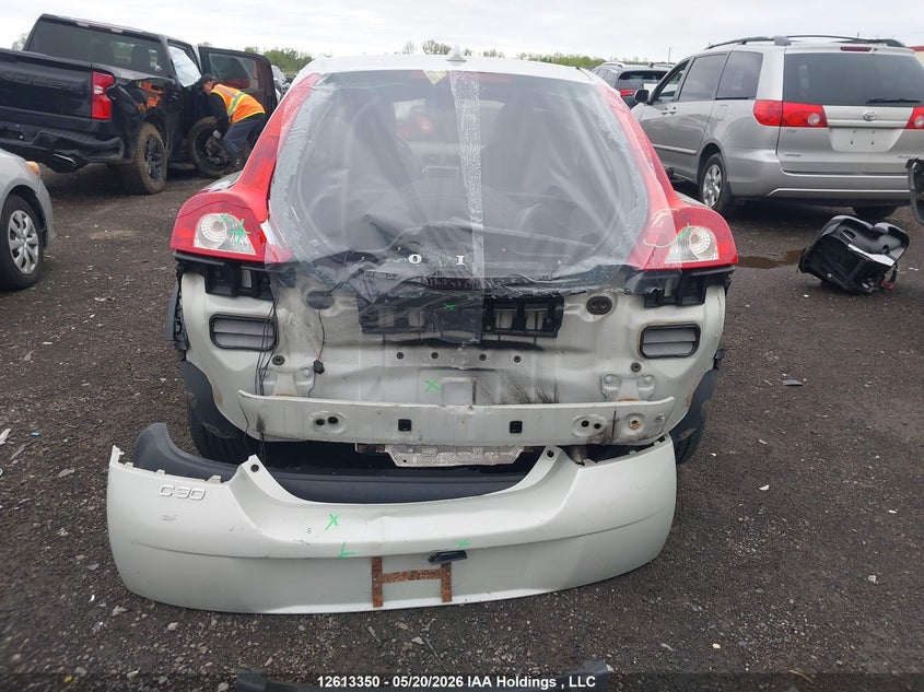2009 Volvo C30 2.4I/T5 VIN: YV1MK382792124975 Lot: 12613350