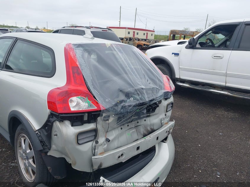 2009 Volvo C30 2.4I/T5 VIN: YV1MK382792124975 Lot: 12613350