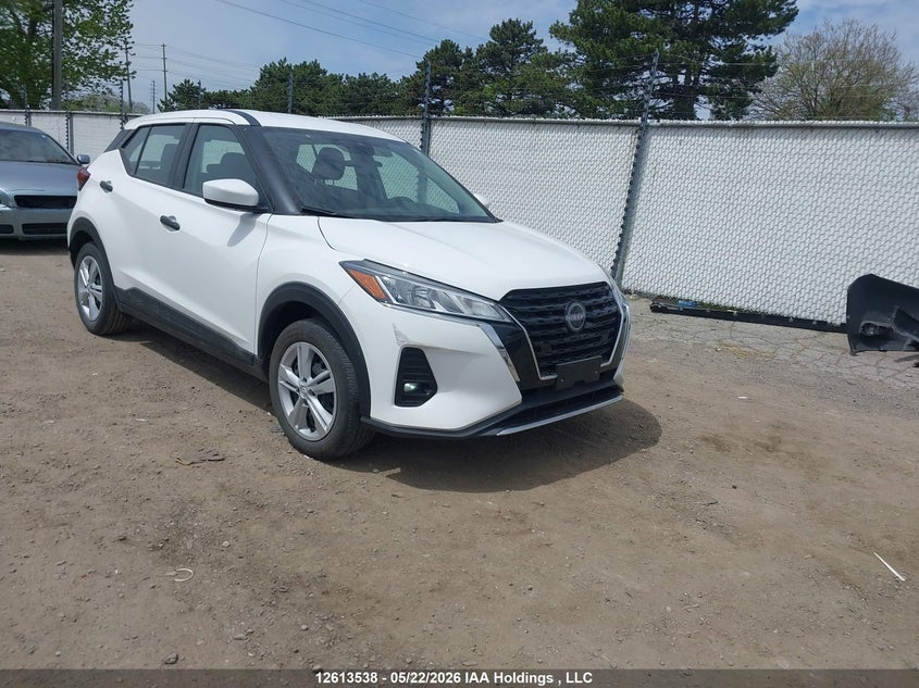 2024 NISSAN KICKS S