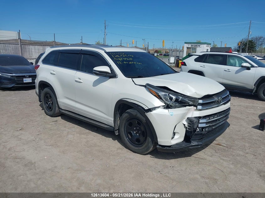 Vin: 5tdjzrfh3js541408, lot: 3012327, toyota highlander xle 2018 img_1