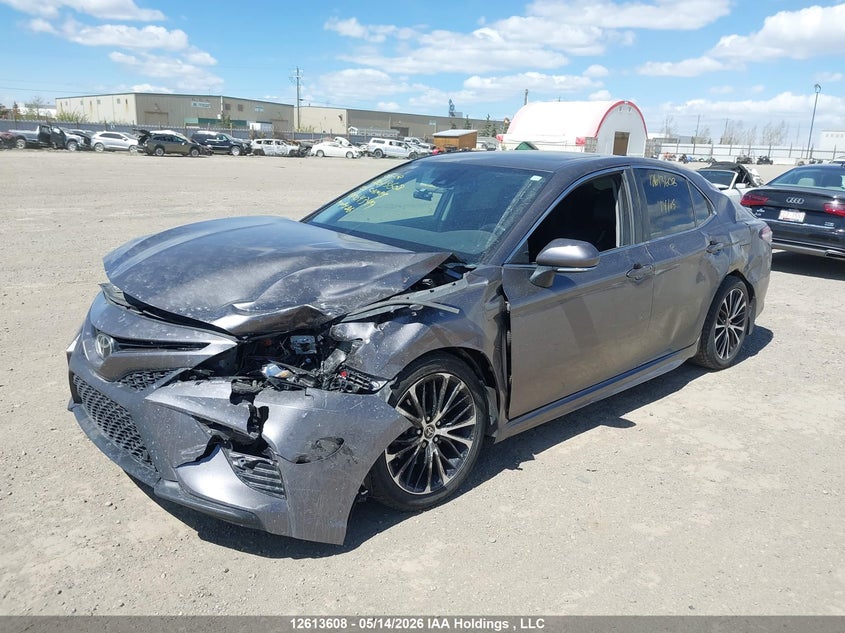 2020 Toyota Camry Se, Front, IAAI, VIN 4T1J11BK7LU004349 — photo 2