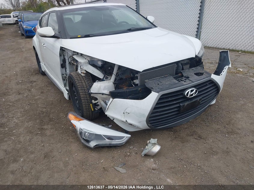 2016 Hyundai Veloster Turbo VIN: KMHTC6AE0GU251942 Lot: 12613637
