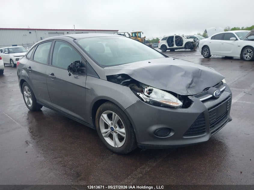 Vin: 1fadp3f22el408714, lot: 3012400, ford focus se 2014 img_1