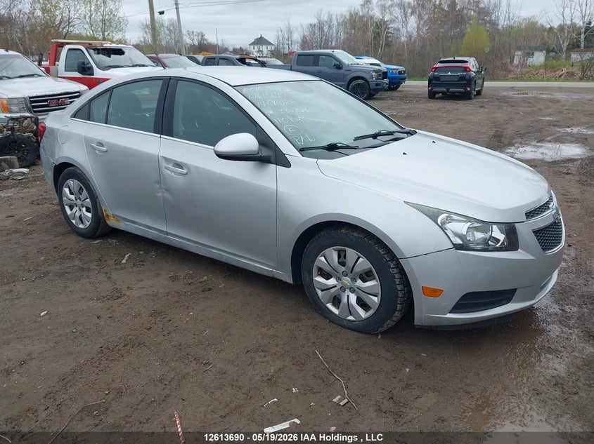 2014 CHEVROLET CRUZE LT