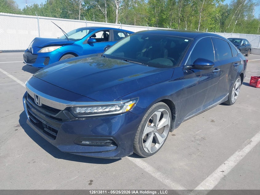 Vin: 1hgcv1f91ka803893, lot: 3012543, honda accord touring 20192