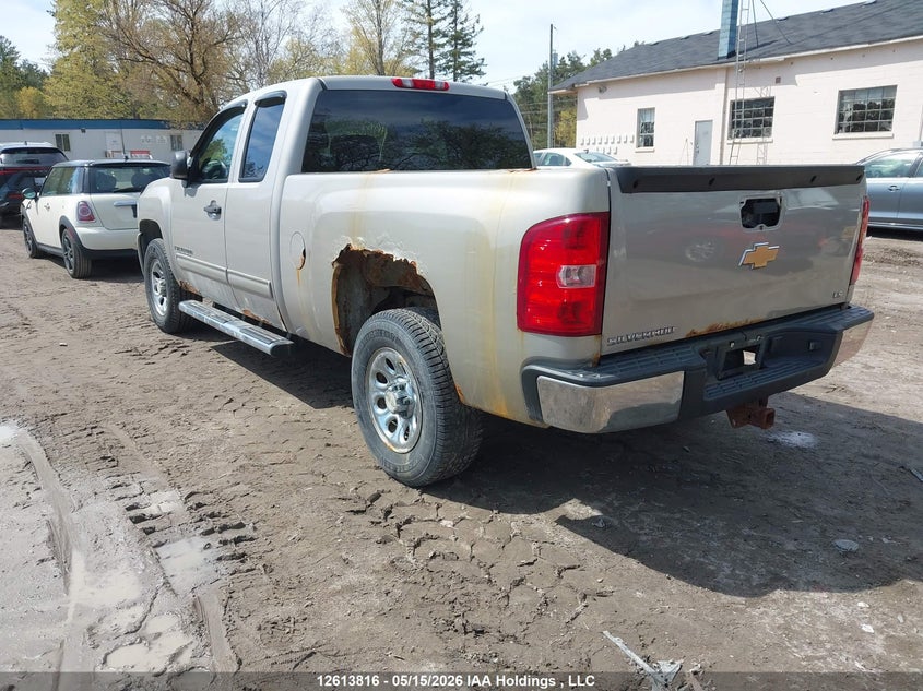 2009 CHEVROLET SILVERADO COUPE 4.8L V-8 295HP