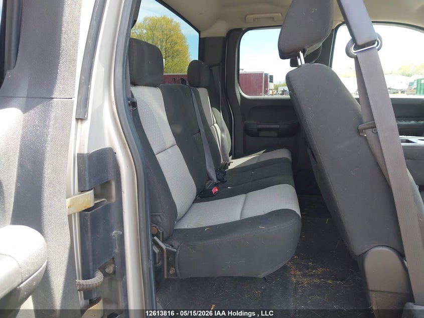 2009 CHEVROLET SILVERADO COUPE 4.8L V-8 295HP