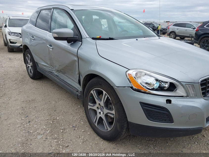 2013 Volvo Xc60 T6/T6 Platinum/T6 Premier Plus/T6 R-Design/T6 R-Design Platinum/T6 R-Design Premier Plus VIN: YV4902DZ1D2436052 Lot: 12613838