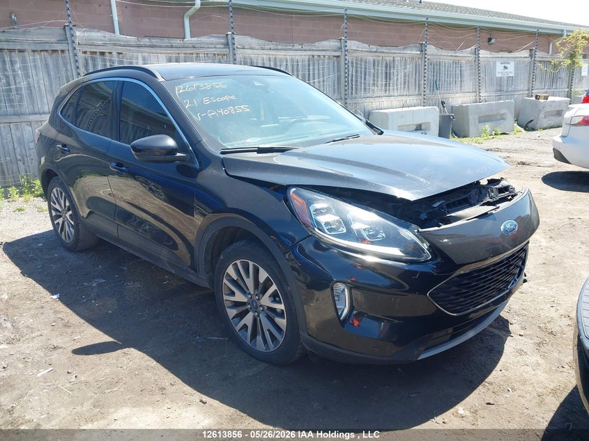 Vin: 1fmcu9dz1mua40855, lot: 3012588, ford escape titanium 2021 img_1