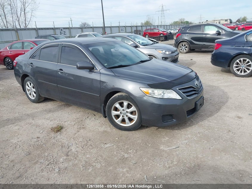 Vin: 4t1bf3ek5bu730058, lot: 3012590, toyota camry se/le/xle 2011 img_1