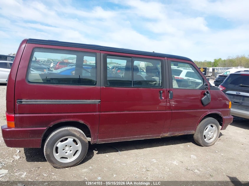 1992 Volkswagen Eurovan Gl VIN: WV2KC0709NH045485 Lot: 12614103