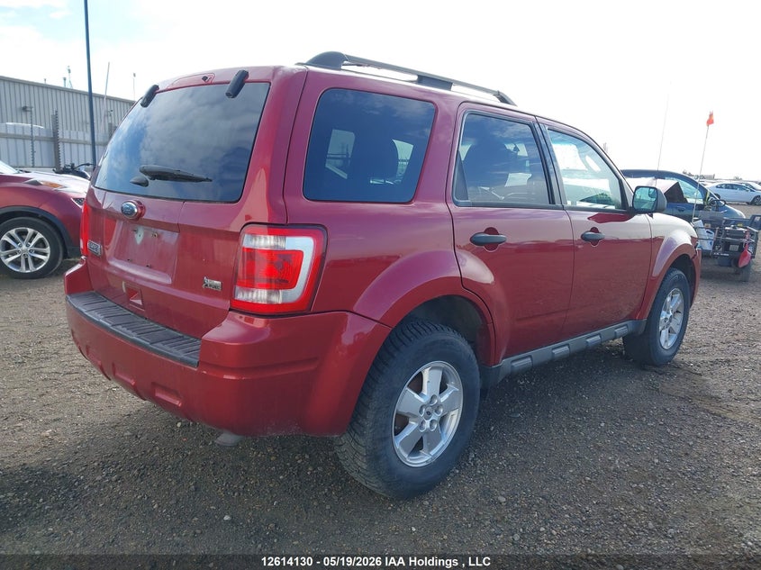 Vin: 1fmcu9dg9ckc72273, lot: 3012897, ford escape xlt 20124