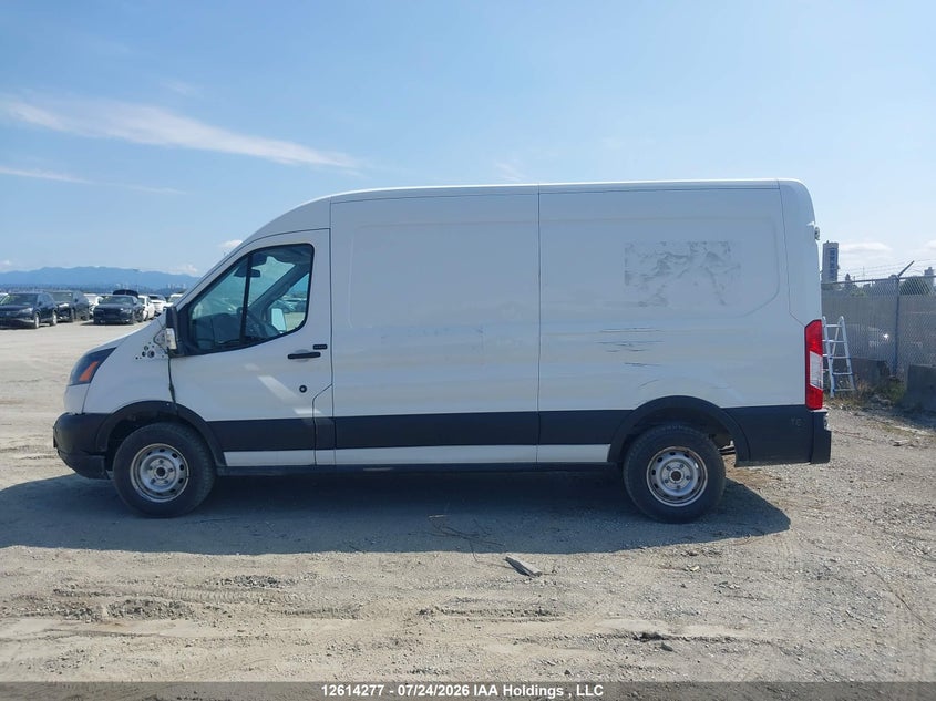 2019 Ford Transit 3.7 -250 white Lot 111012614277 Vin 1FTYR2CM8KKA90119