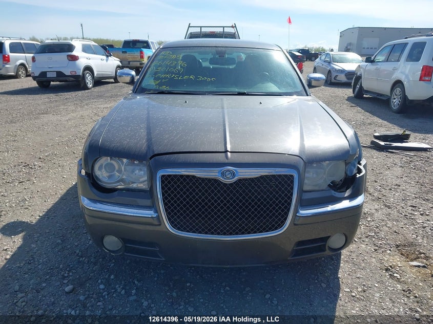 2010 Chrysler 300C VIN: 2C3CA6CT3AH201069 Lot: 12614396