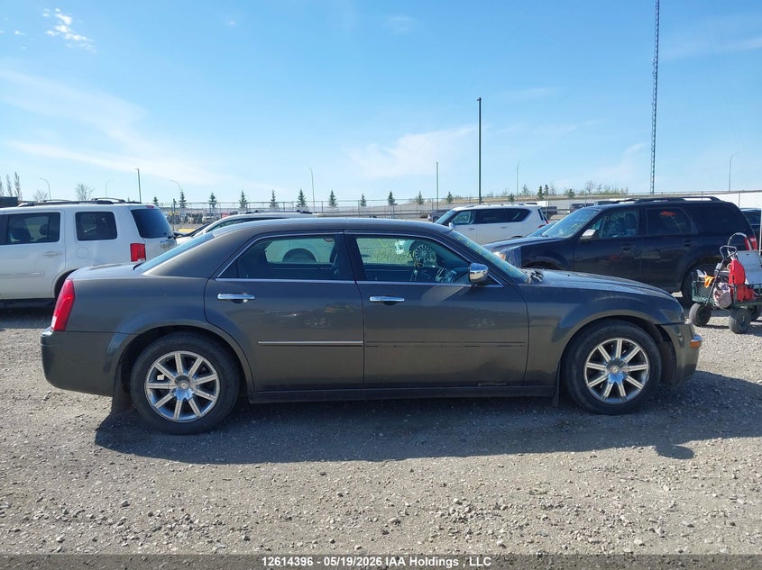 2010 Chrysler 300C VIN: 2C3CA6CT3AH201069 Lot: 12614396