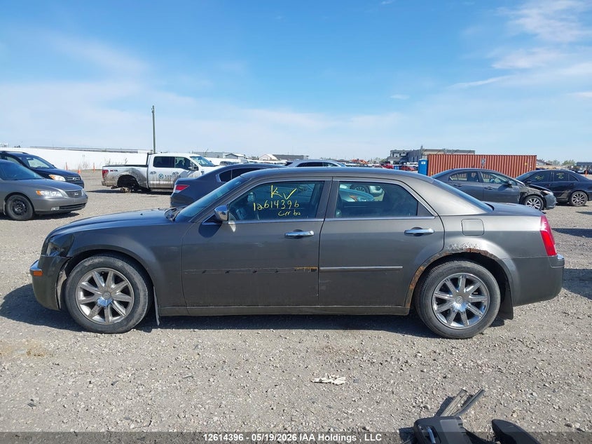 2010 Chrysler 300C VIN: 2C3CA6CT3AH201069 Lot: 12614396