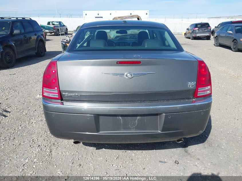 2010 Chrysler 300C VIN: 2C3CA6CT3AH201069 Lot: 12614396