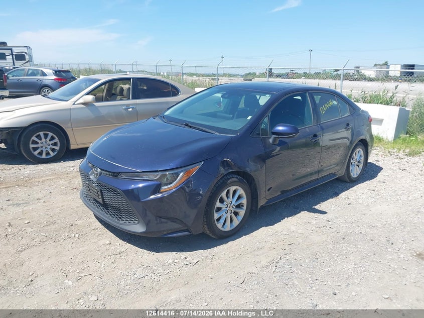 2022 Toyota Corolla, Front, IAAI, VIN 5YFBPMBEXNP297330 — photo 2