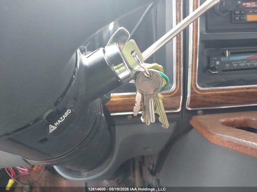 1989 Ford Econoline E350 Cutaway Van VIN: 1FDKE30H1KHA67988 Lot: 12614600