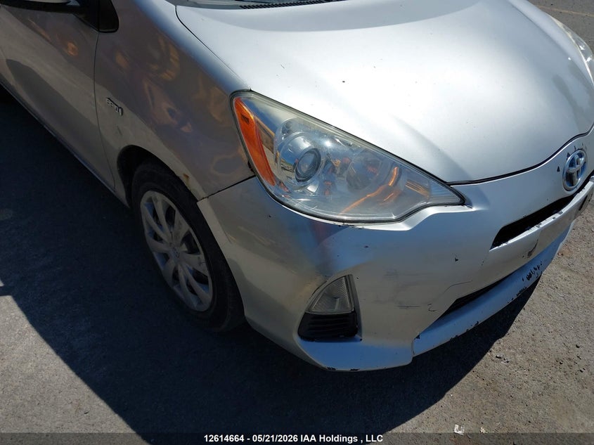 2014 Toyota Prius C VIN: JTDKDTB32E1564417 Lot: 12614664