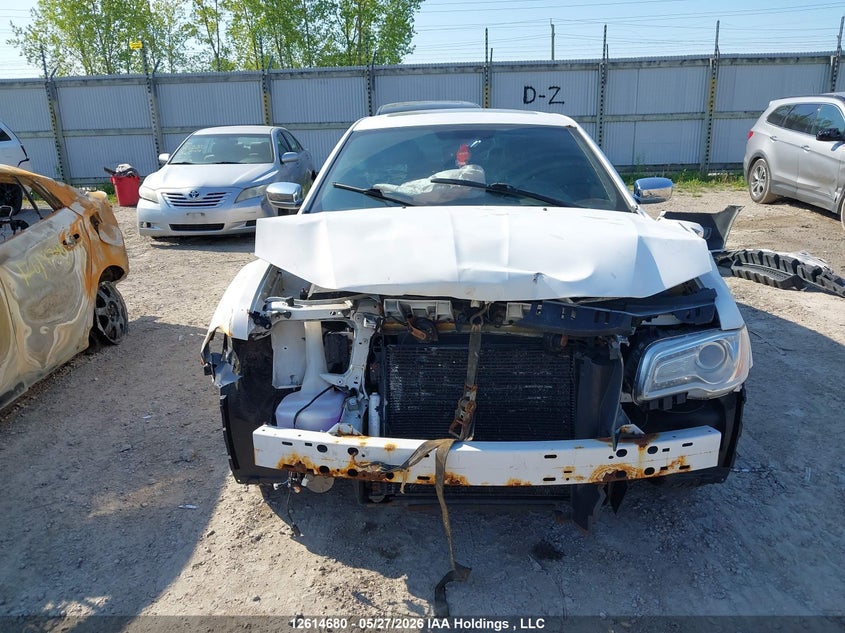 2012 Chrysler 300 3.6 Limited white Lot 111012614680 Vin 2C3CCACG7CH216077