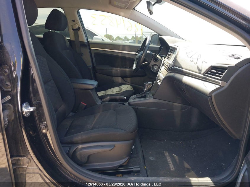 2019 Hyundai Elantra Sel/Value/Limited VIN: KMHD84LF5KU758974 Lot: 12614853