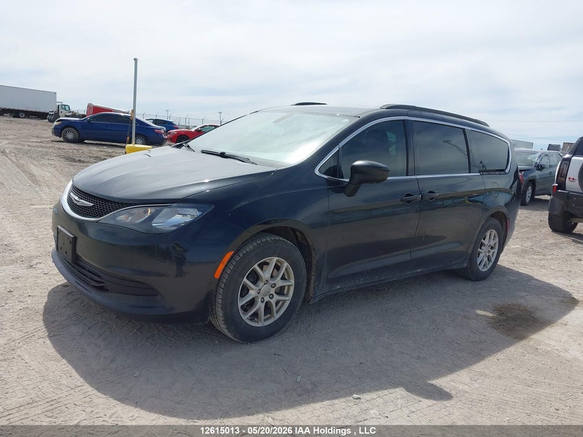 Vin: 2c4rc1cgxhr660240, lot: 3013835, chrysler pacifica lx 20172