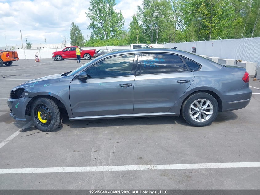 2018 Volkswagen Passat S/R-Line VIN: 1VWAA7A36JC041894 Lot: 12615040
