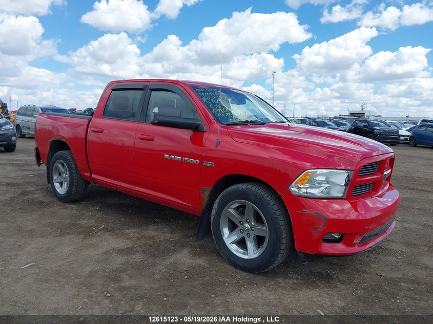2011 DODGE RAM PICKUP 5.7L V-8 VVT, 390HP