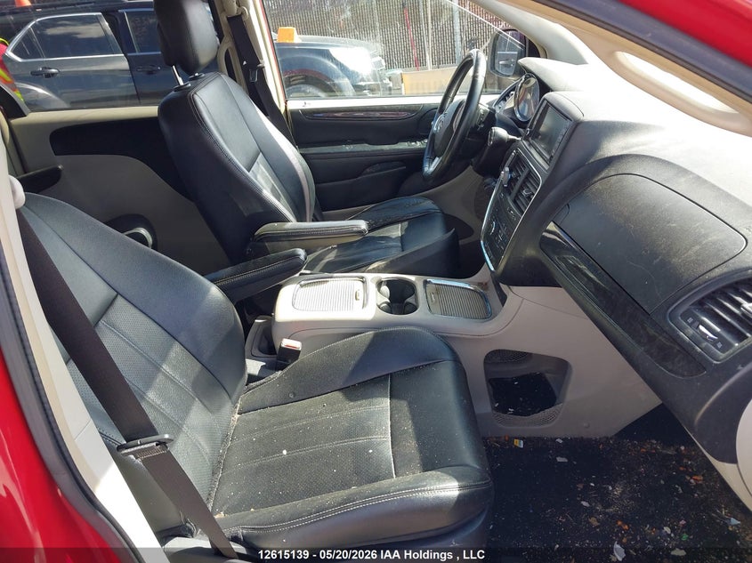 2014 Dodge Caravan 3.6 Grand red Lot 111012615139 Vin 2C4RDGDG7ER386098