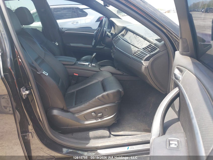 2012 BMW X6 M SPORT UTILITY VEHICLE 4.4L V-8 DI, DOHC, VVT, TURBO, 555HP