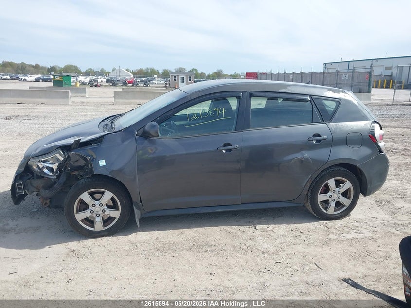 2010 Pontiac Vibe VIN: 5Y2SM6E00AZ412229 Lot: 12615894