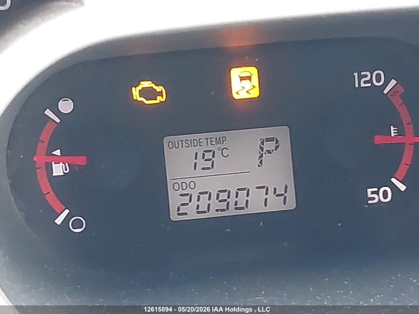 2010 Pontiac Vibe VIN: 5Y2SM6E00AZ412229 Lot: 12615894